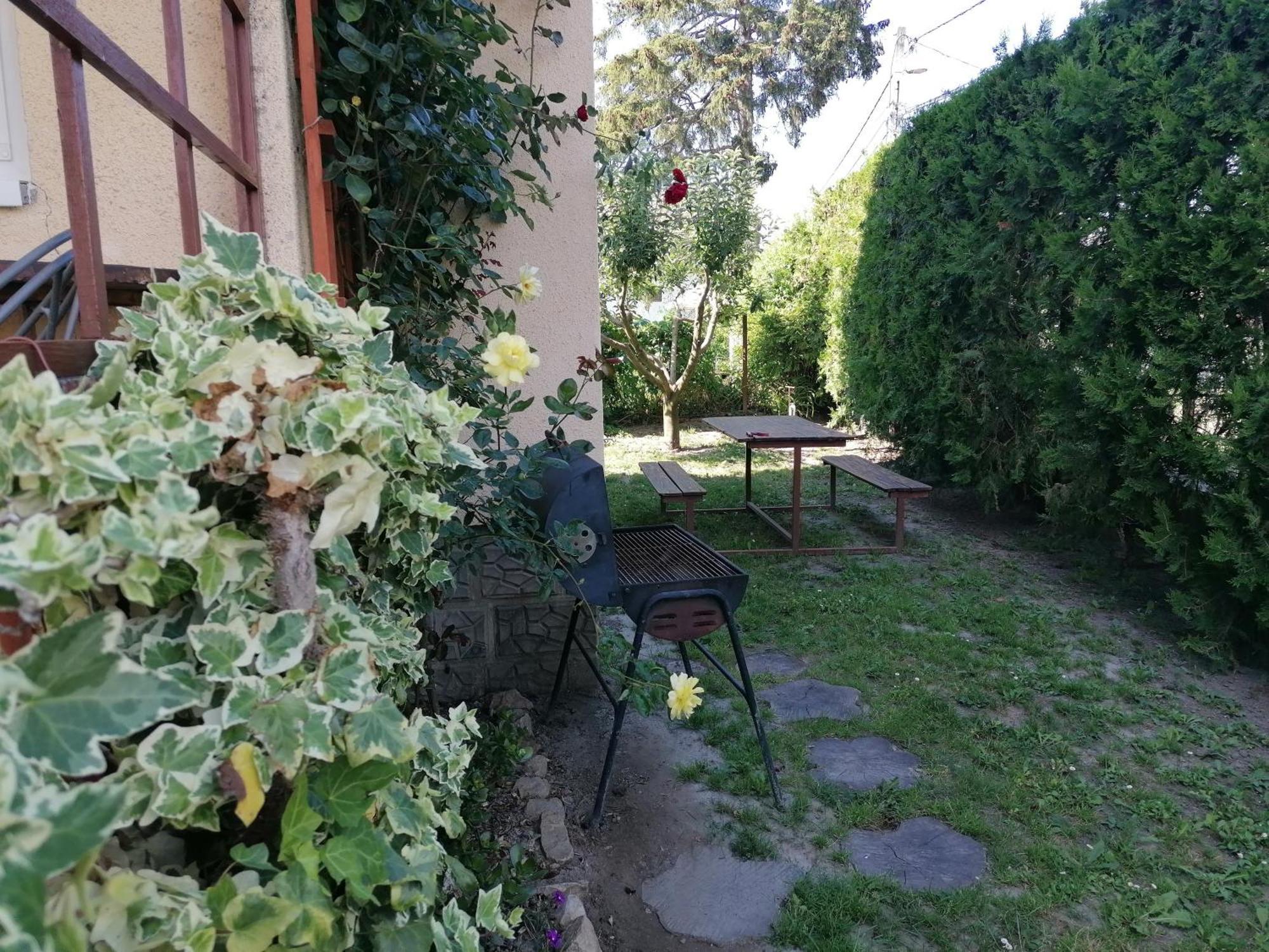 Gabriella Ház Szolad Exterior foto
